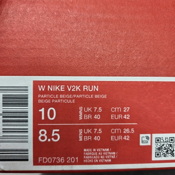 New Nike V2K Run 'Particle Beige College Grey Light Bone' Women's Shoes Size 10 - Picture 8 of 8